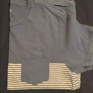 Blue stripe crewneck pocket tee